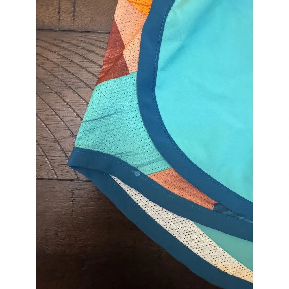 Nike Dri-FIT Tempo Running Shorts Turquoise Blue Geometric Mesh Women Size Small